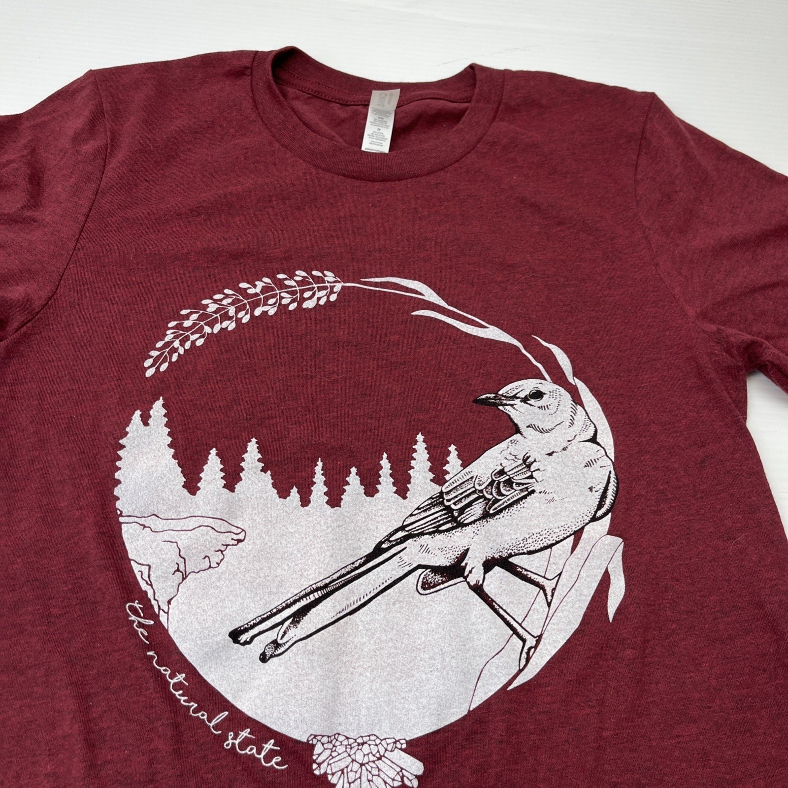 Bella Canvas Natural State Bird Graphic Tee XS Burgundy Excellent Nature Shirt