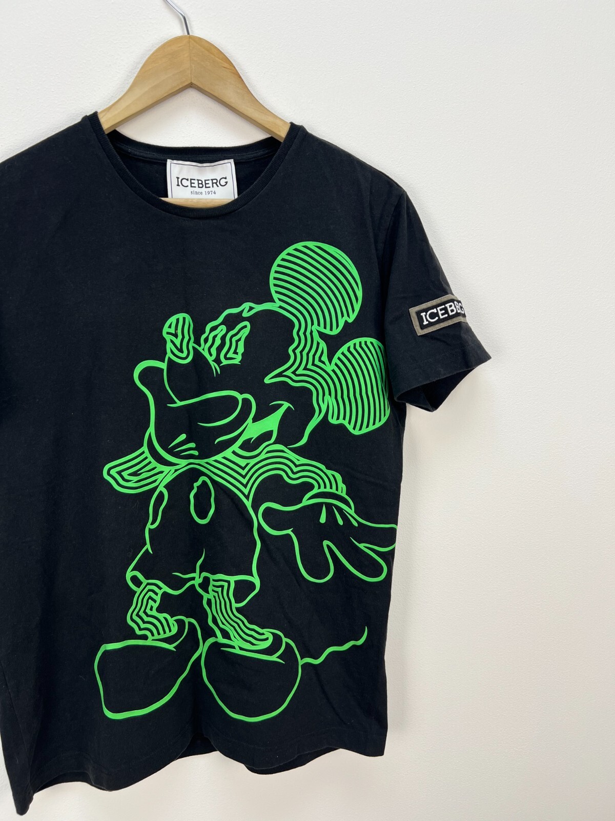 Iceberg Mickey Mouse Crew Neck T-Shirt Mens Size fit M/L gallery
