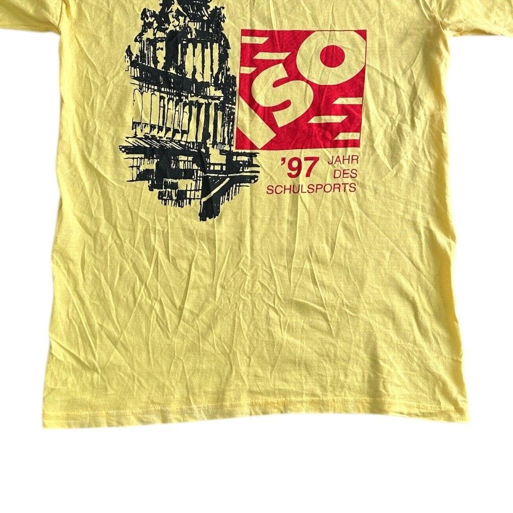 Vintage Hering Yellow Classic T-Shirt Dresden 90s Retro Graphic Mens XL gallery