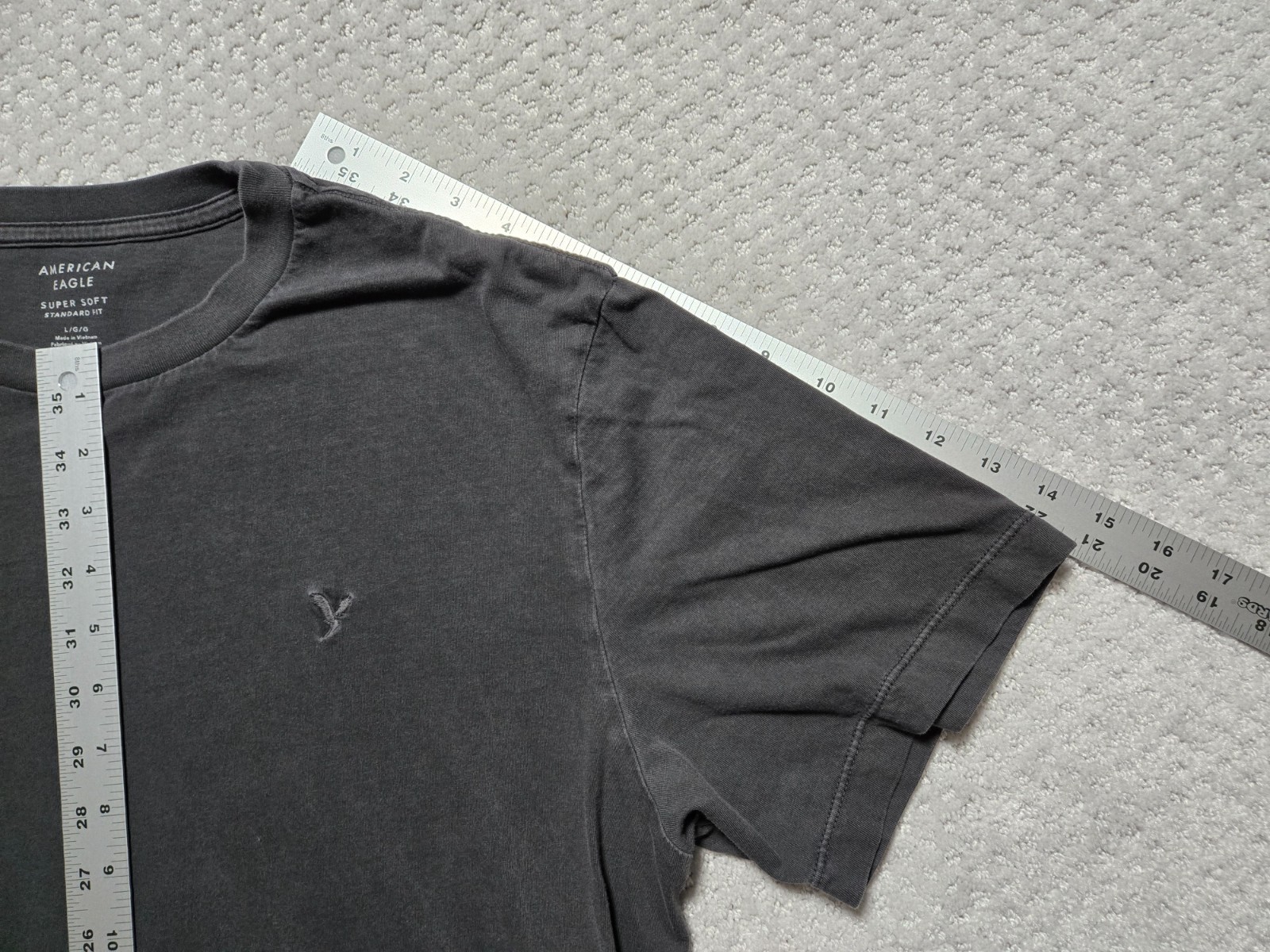 American Eagle Standard Fit T-Shirt ~ Men’s Large ~ Dark Gray gallery