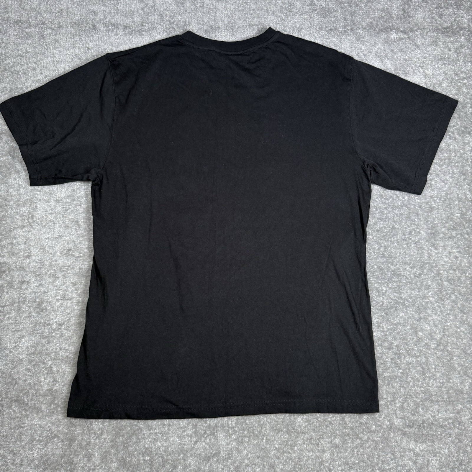 NWT Hobbit T-Shirt Men’s Large Black Gandalf Short Sleeve Crew Neck gallery