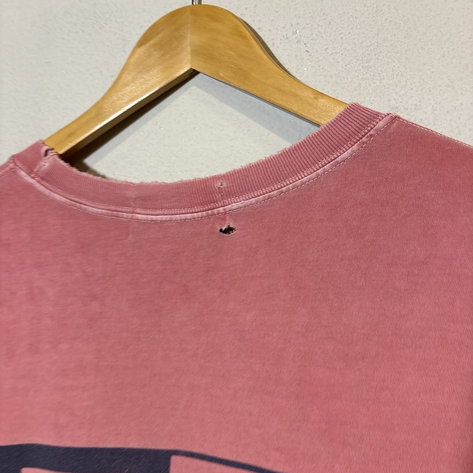 Vintage Eddie Bauer Y2K Distressed Sun Fade Distressed Men’s 2XL PINK T Shirt gallery