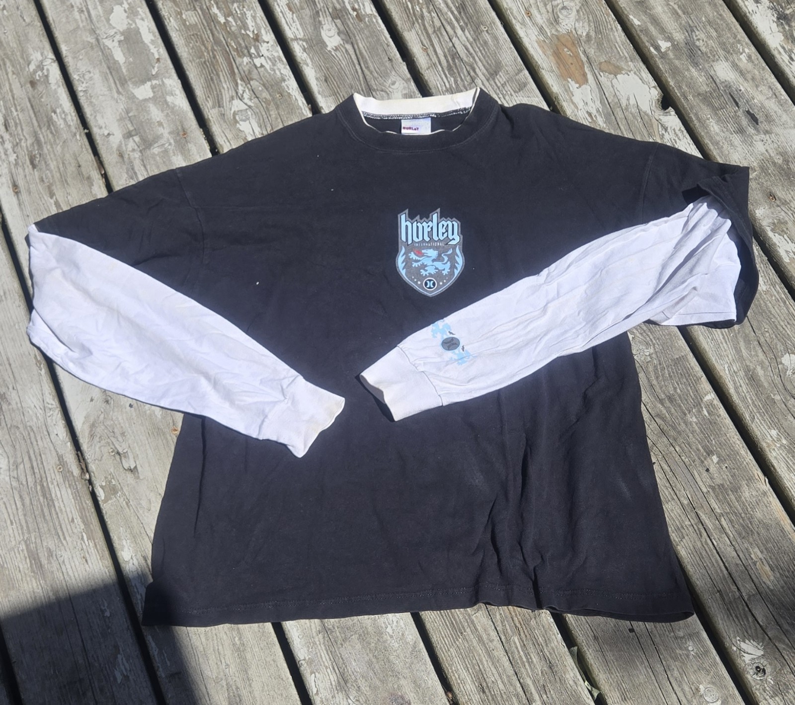 Vintage 90s Hurley Longsleeves gallery