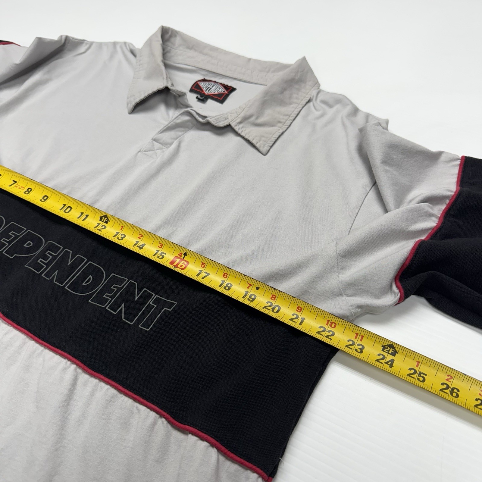 Independent Skate Trucks Mens Spellout Logo Rugby Shirt L Gray Skater Punk Retro gallery