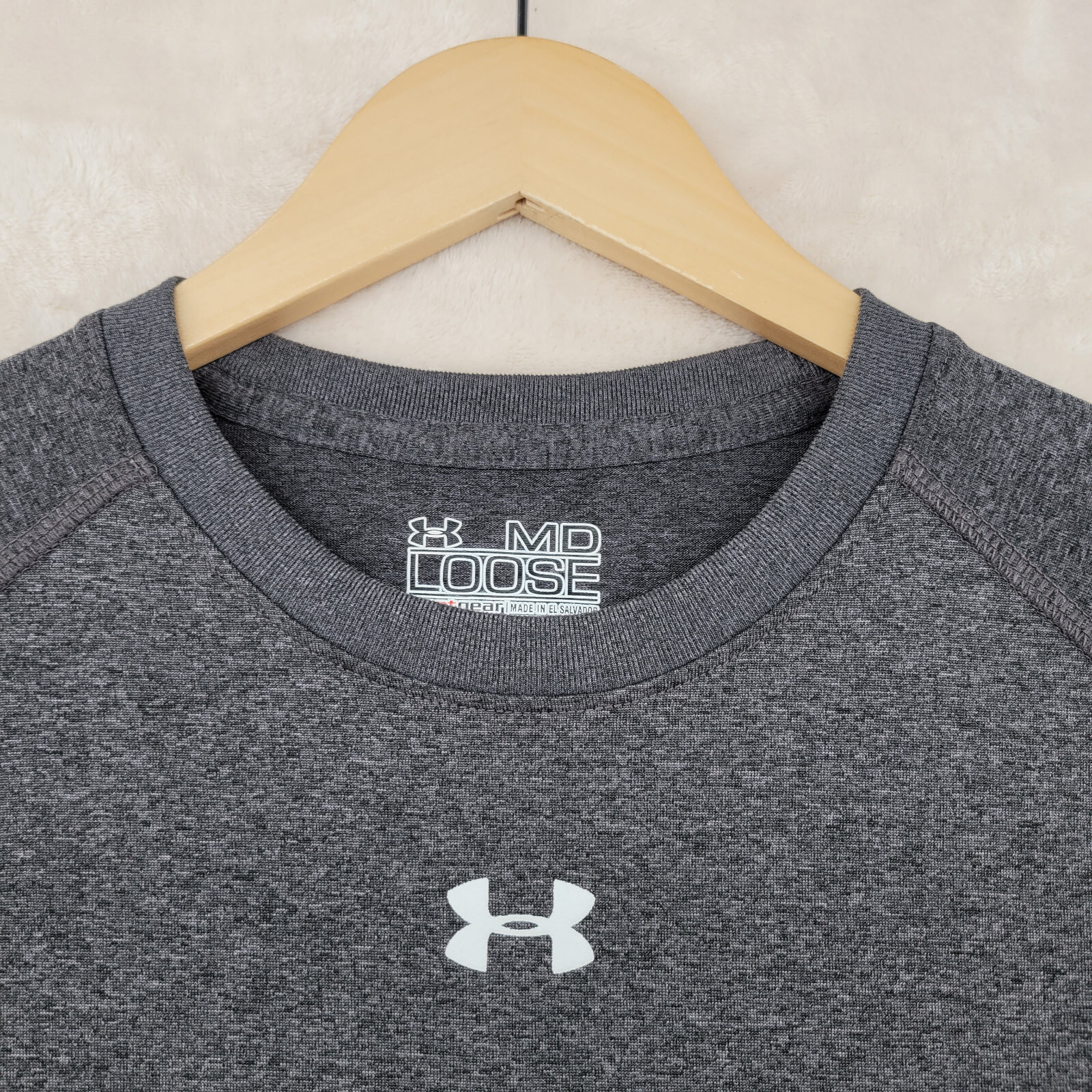 Under Armour Heatgear Loose Fit Men Size M FIU Panthers Crew-Neck T-Shirt gallery