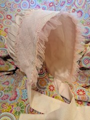 Bonnet, 21″ front from earlobe to earlobe. cosplay, tie youth to small adult.