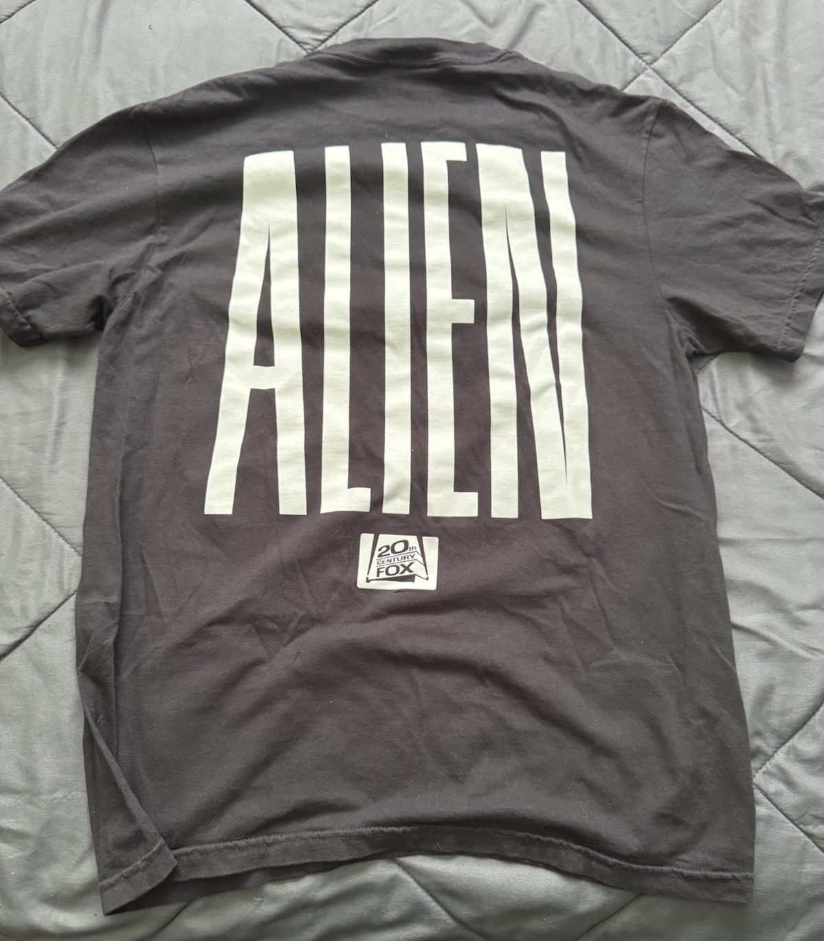 Rucking Fotten Alien Chestburster T-shirt Medium Shirt NEW Hello My Baby gallery