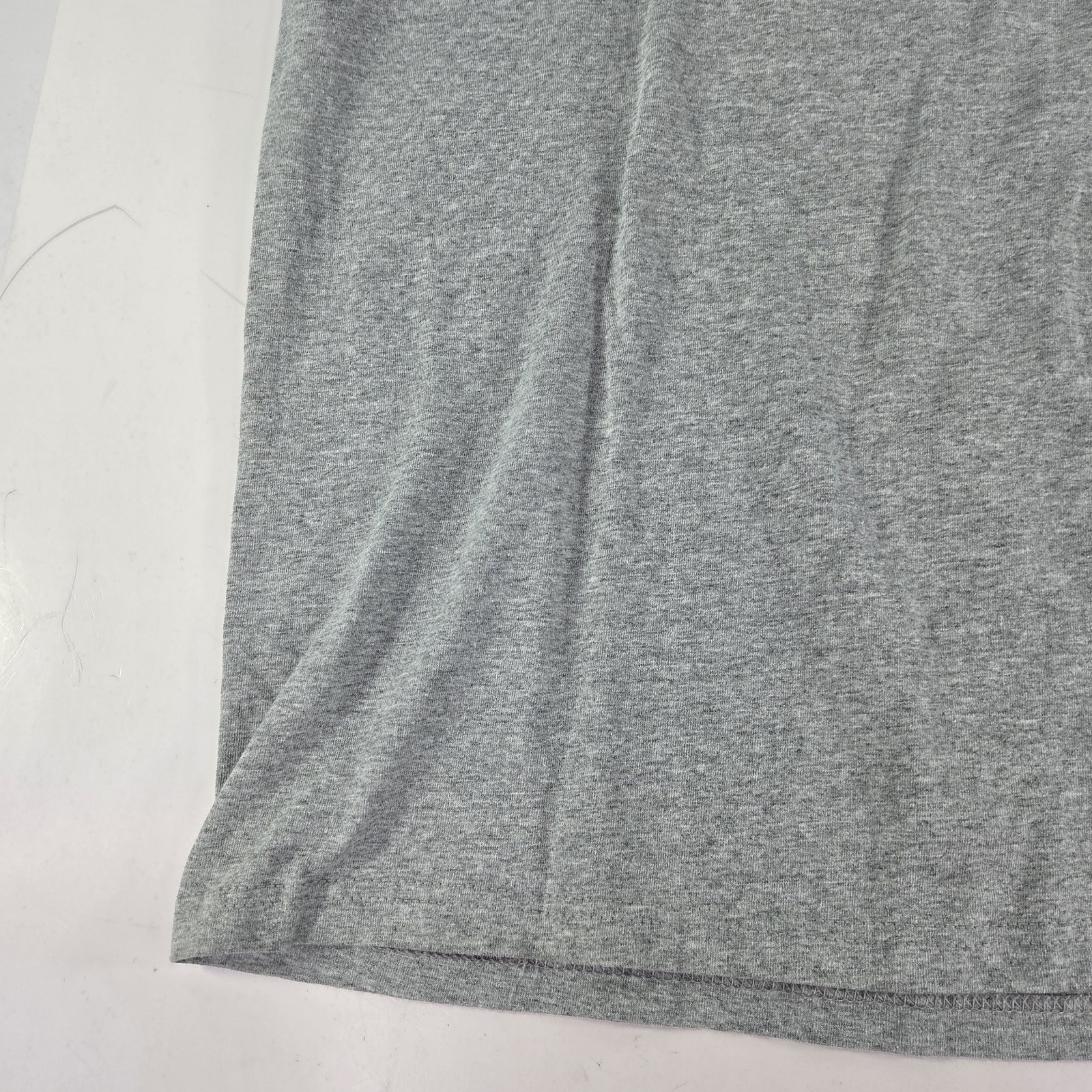 Here Fishy Fishy Embroidered Fishing Size XL Fruit Of The Loom T-Shirt Mens Gray gallery