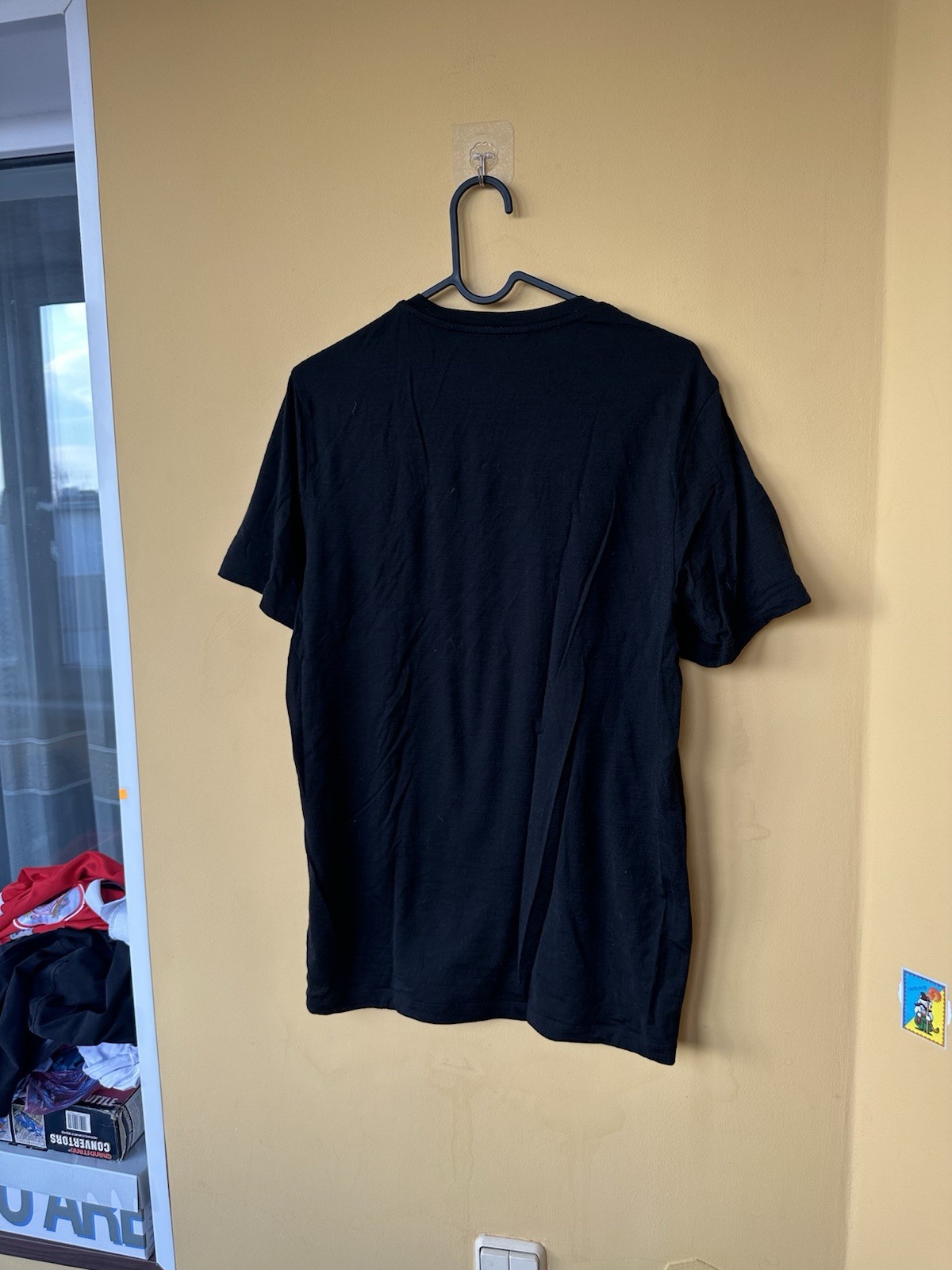 Men's ICEBREAKER Merino Wool Nylon Printed T-Shirt Size M Black gallery