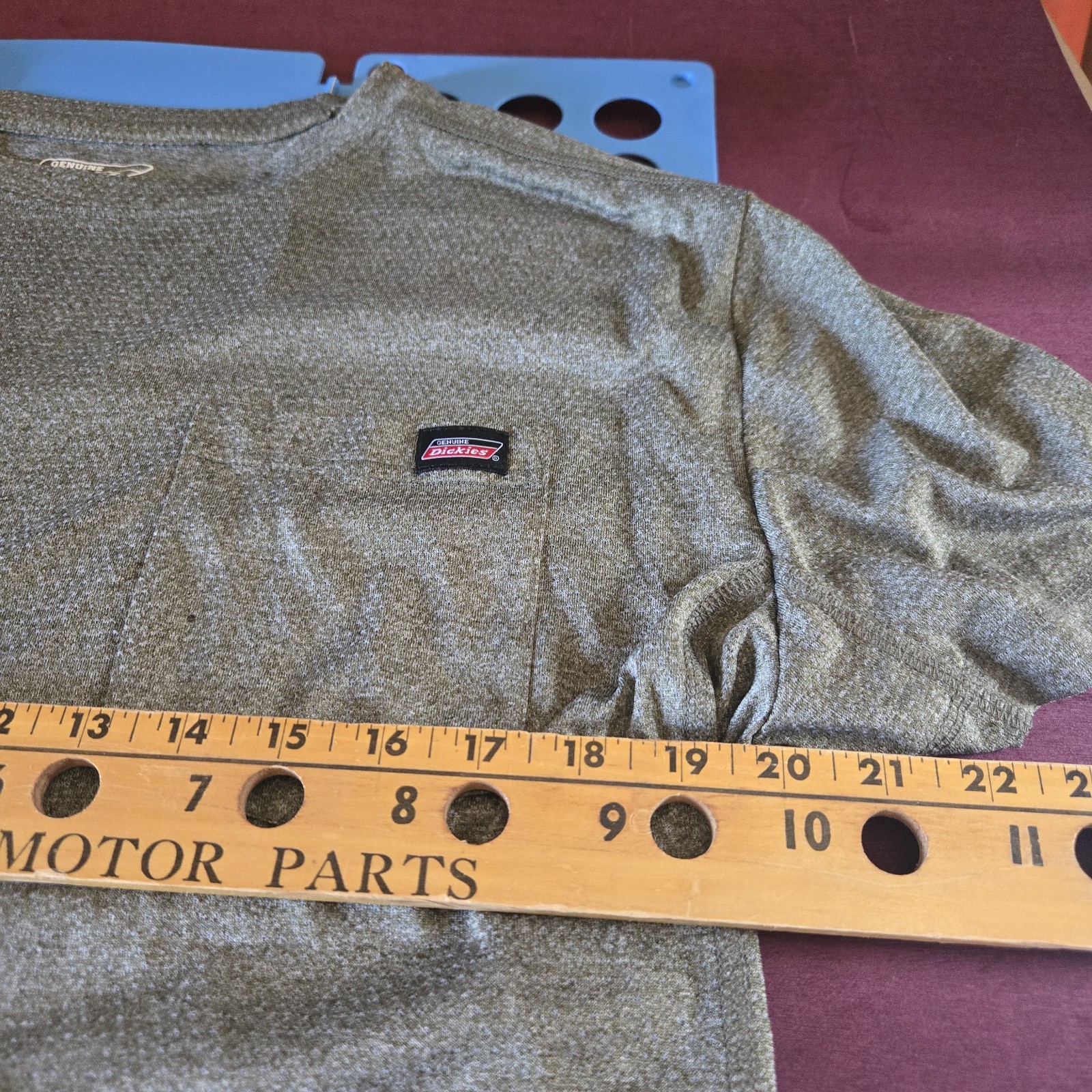 Dickies Shirt Men L GrayCrew Neck crossfit Athletic Training Running gallery