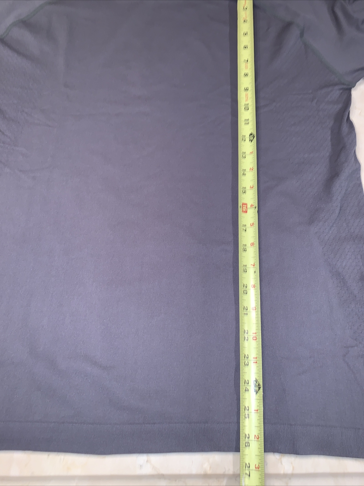 ZELLA MENS MEDIUM GREY SEAMLESS PERFORMANCE T-SHIRT SIZE X-LARGE $49 gallery