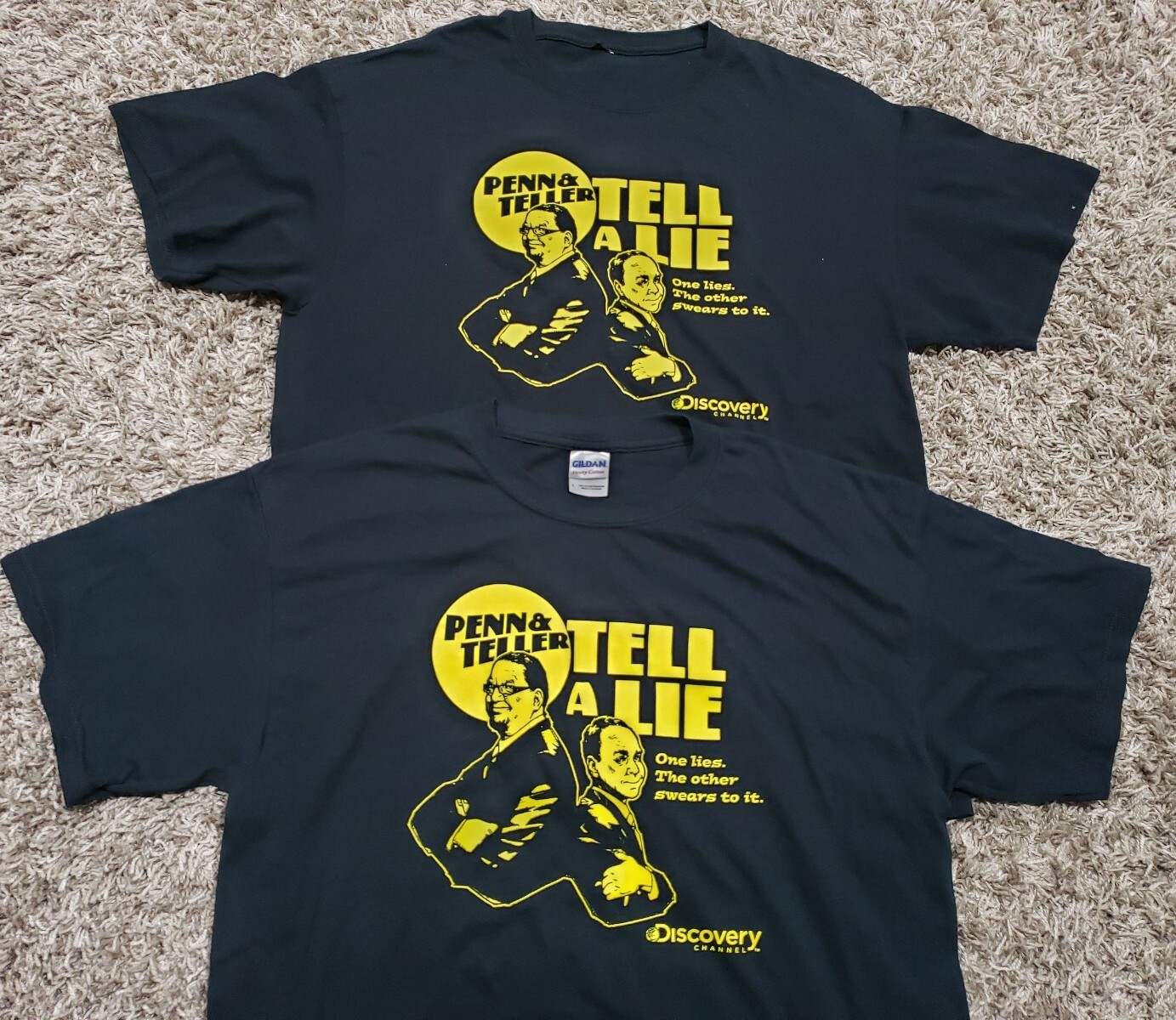 Lot of 2 Discovery Channel - Penn & Teller Tell A Lie - Black T Shirt Sz Large gallery