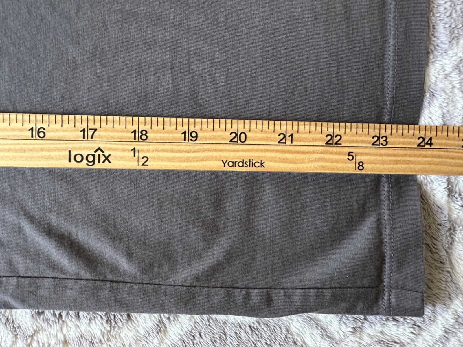 Uniqlo Mens Size XS Dark Gray T-Shirt 100% Supima Cotton Short Sleeve gallery