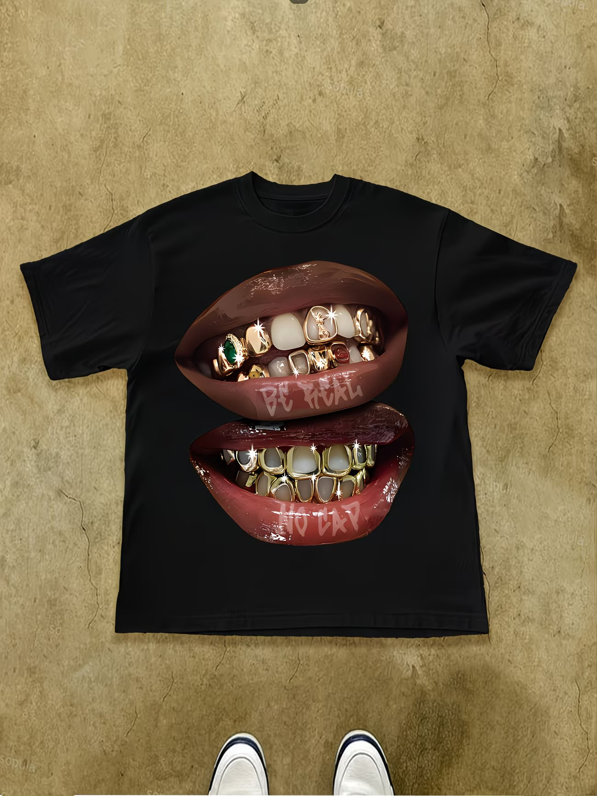 Fashionable Women'S New Round Neck Design Featuring Trendy Artistic Lip Pattern gallery