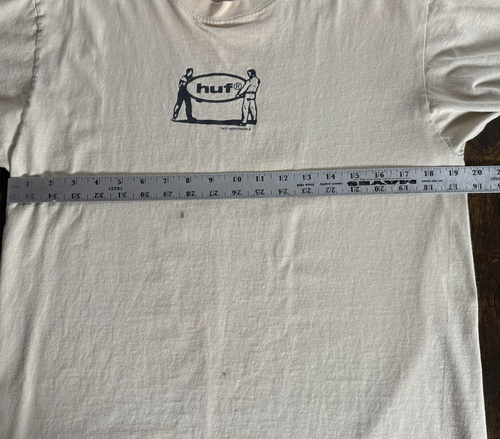 Vintage HUF Worldwide Skate "Not Responsible" T Shirt M Y2K Grunge Streetwear gallery
