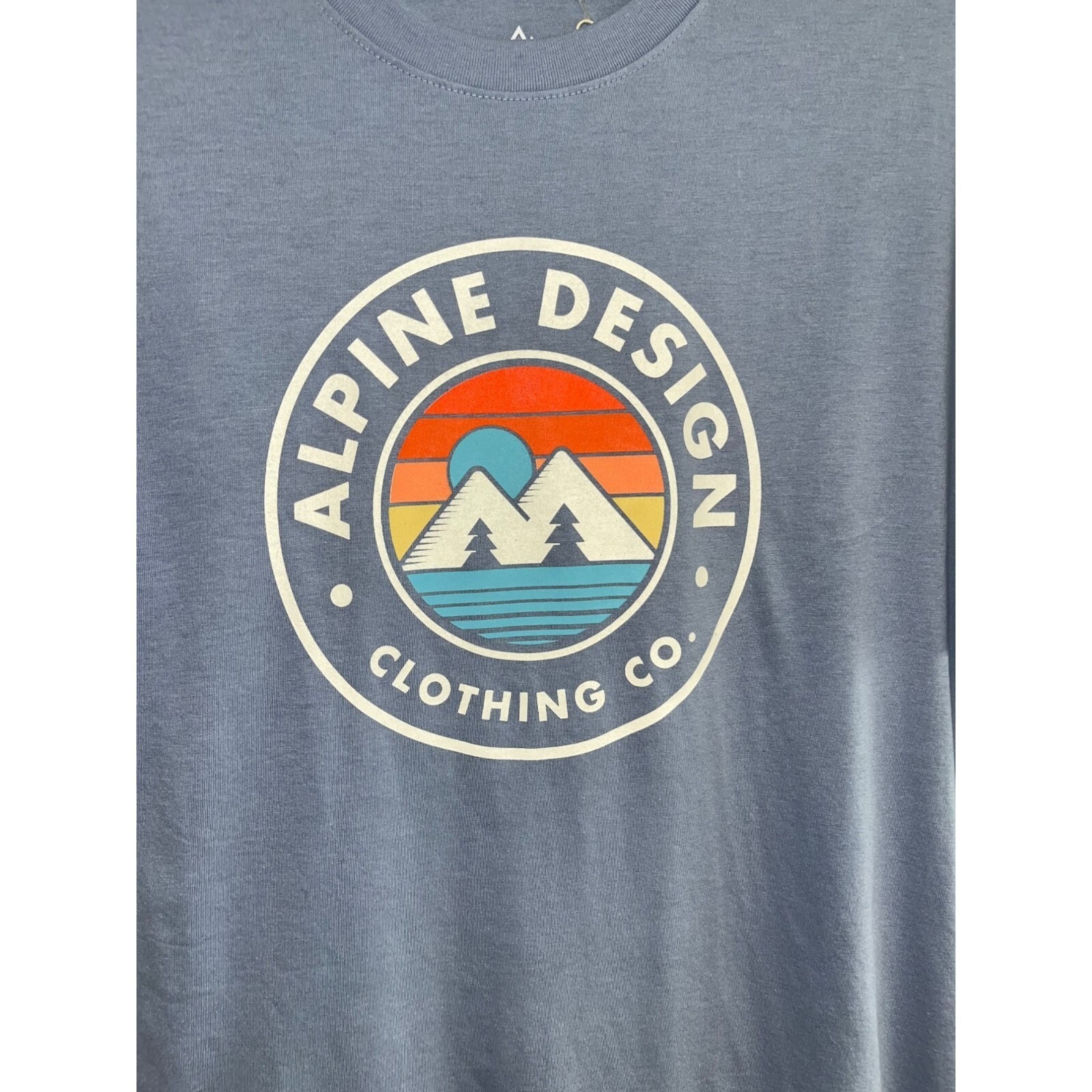 Alpine Design Men's Graphic Tee Medium Smokey Slate NWT Mountains Lake gallery