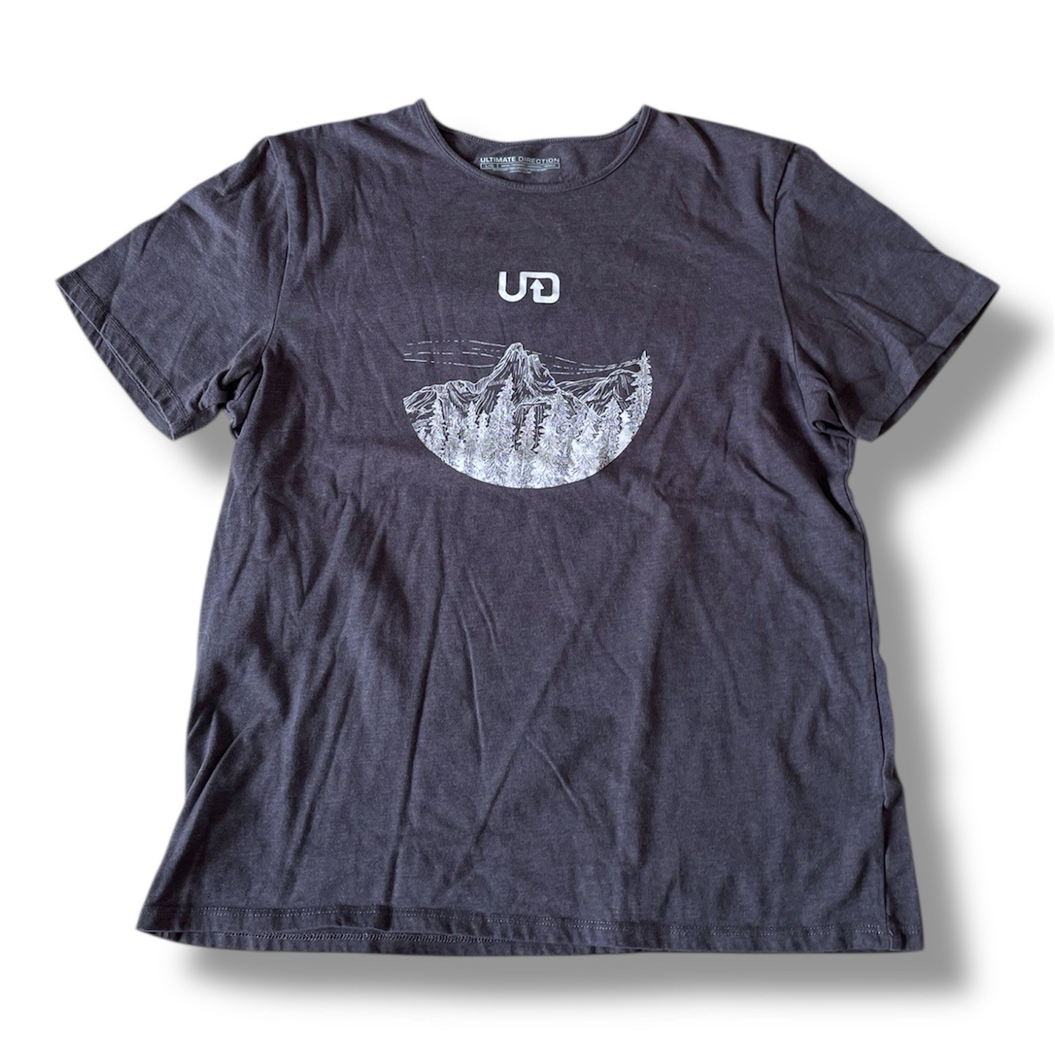Ultimate Direction Men's Casual Tee Size Large gray trail running casual shirt gallery
