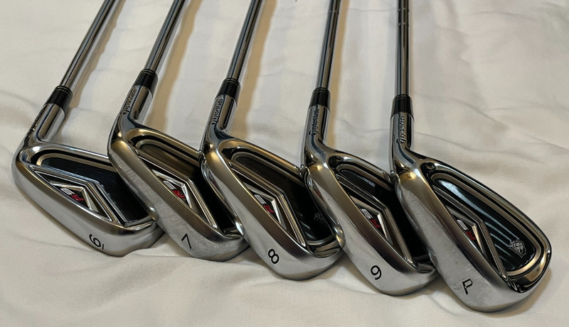 Taylormade R9 Iron Set PW to 6i with KBS Tour Shafts Black Widow Tour Silk Grips