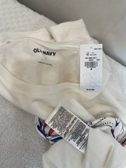 Old Navy Men’s Size Small Ivory Short Sleeve Graphic Budweiser© T-Shirt