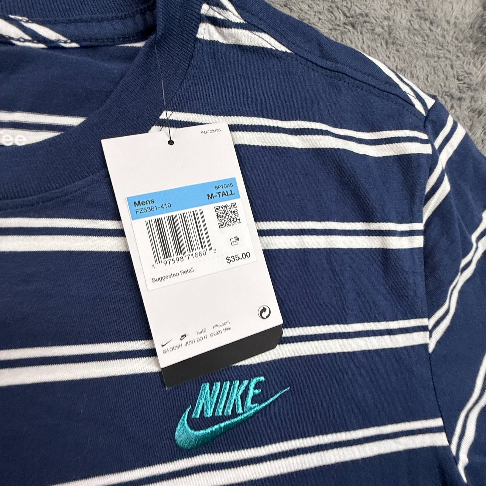 Nike Sportswear M Tall Mens Blue White Striped T-Shirt Tee Crew Neck Cotton gallery