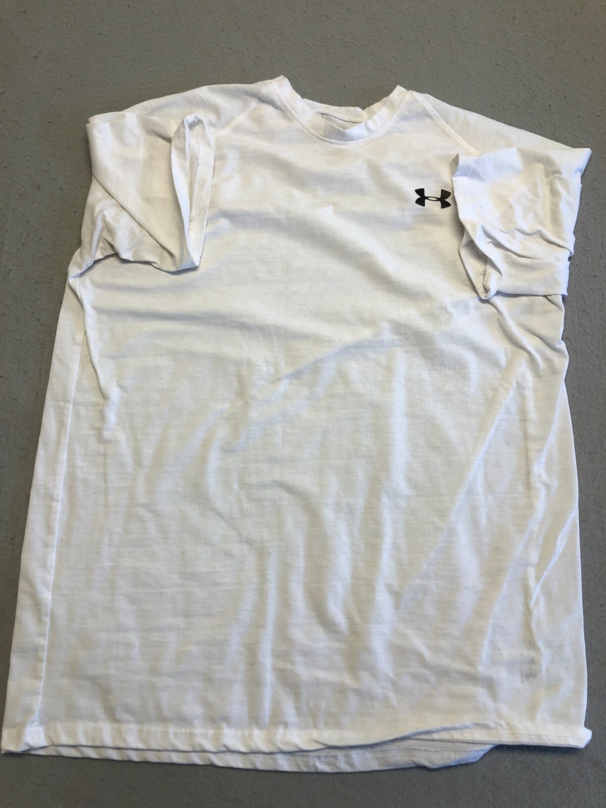 Under Armour T Shirt Mens Medium White Activewear Casual Gym Tee gallery