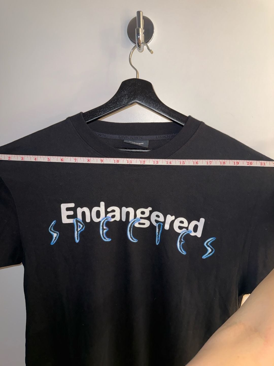 UNKNWN Core Endangered Species Graphic T-Shirt Size L gallery