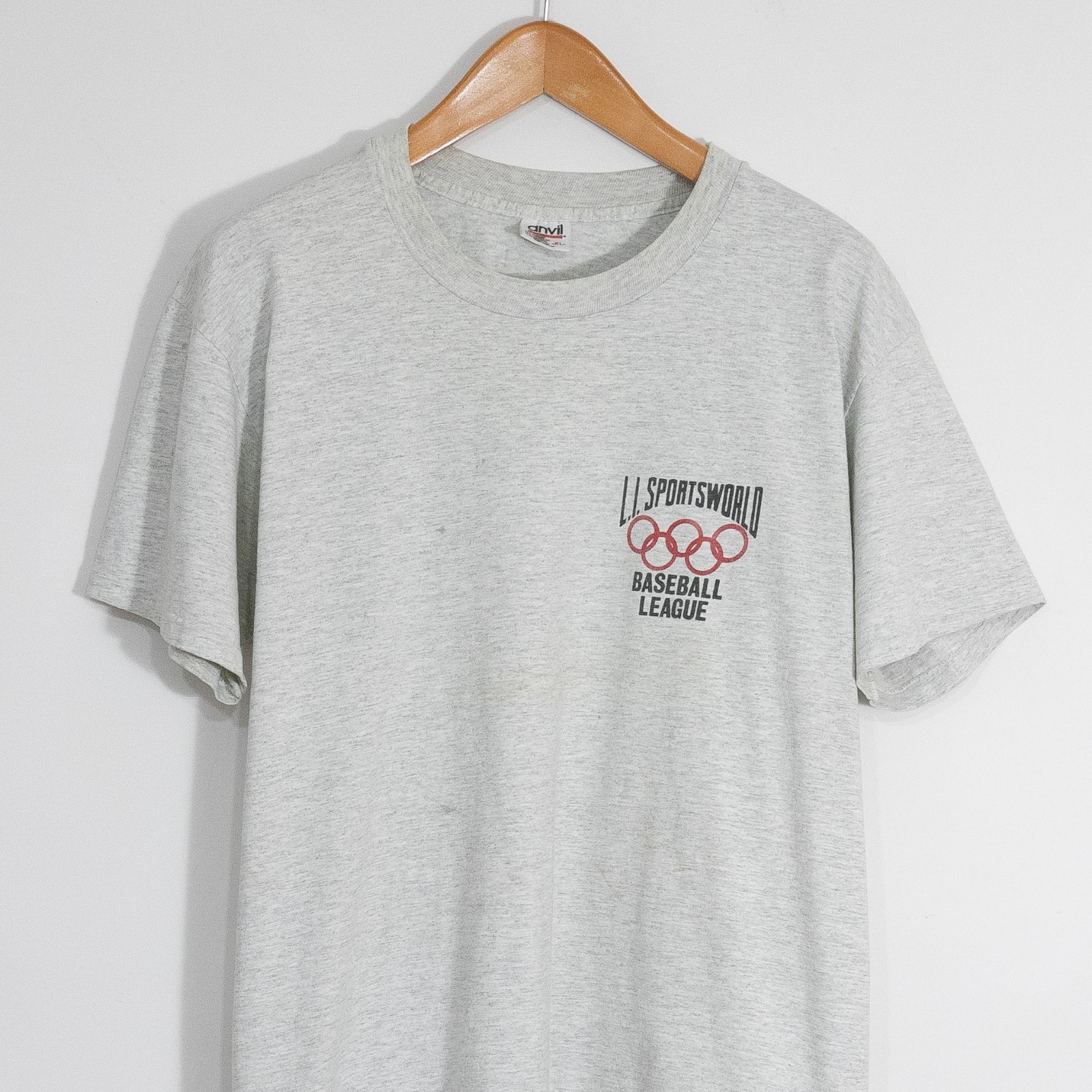 Vintage 90s L.I. Sportsworld Baseball League T Shirt XL Single Stitch Distressed gallery