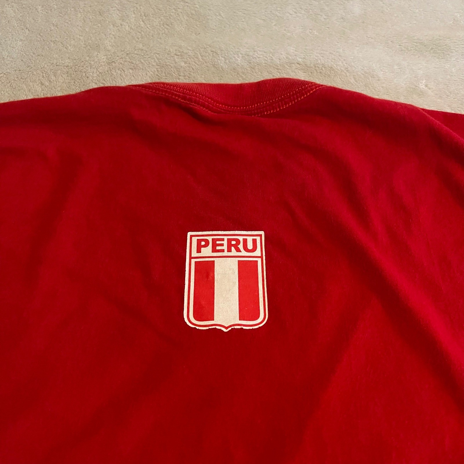 Vintage Peru PoloTran's Te Amo Siempre Contigo Red Graphic T-Shirt Mens Medium gallery