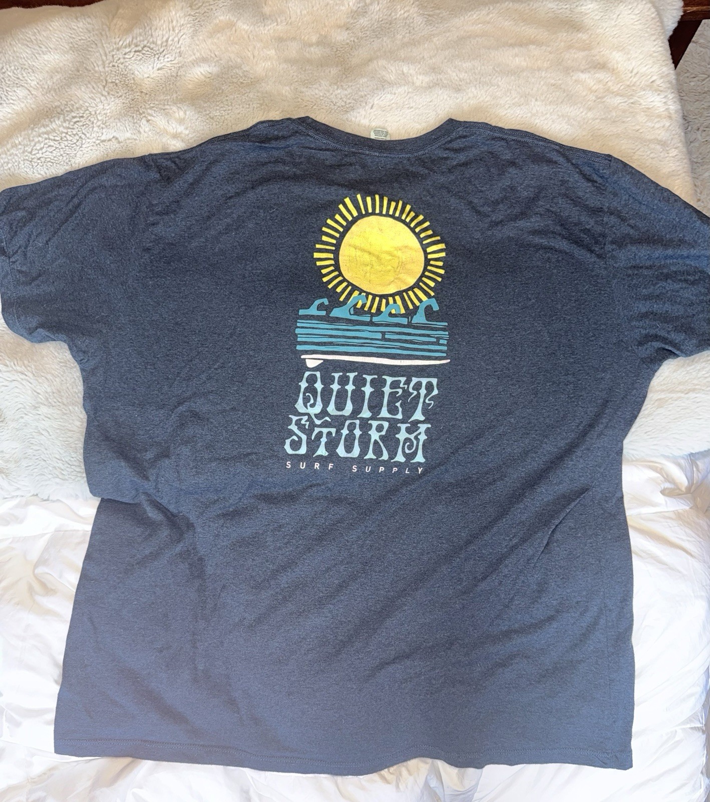 Pacific Men’s XXL Regular Dark Gray/Yellow/Blue Graphic Print Surf Tee gallery
