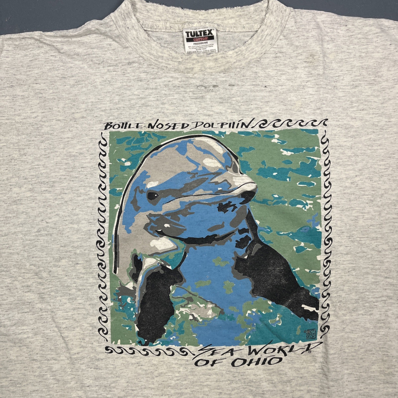 Vintage 90s Bottle Nosed Dolphin Sea World Tshirt Grey 2XL THRASHED VTG Animals gallery
