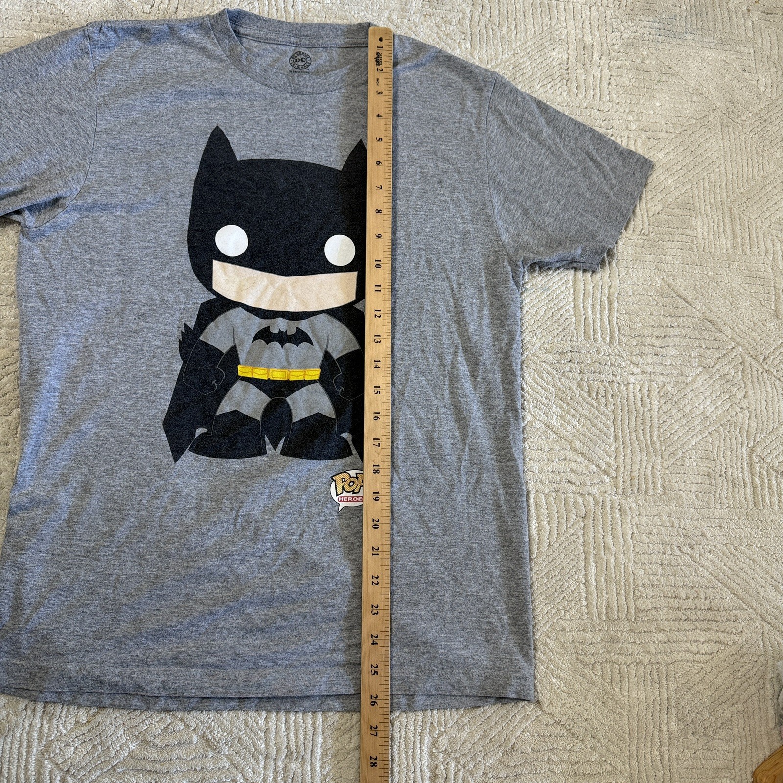 DC Comics Originals T-Shirt Mens Medium Gray Batman Funko Pop Graphic Tee Top gallery