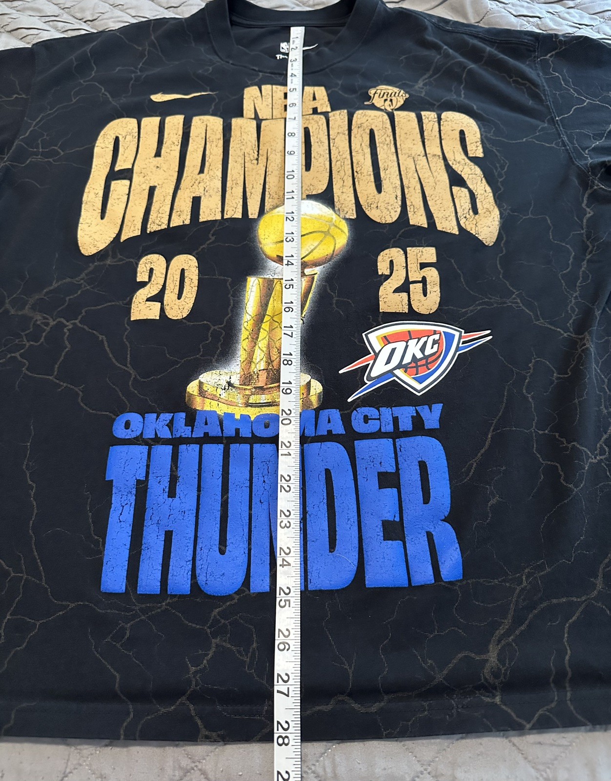 Limited Edition Nike OKC Thunder 2025 NBA Championship Locker Room Shirt XL gallery