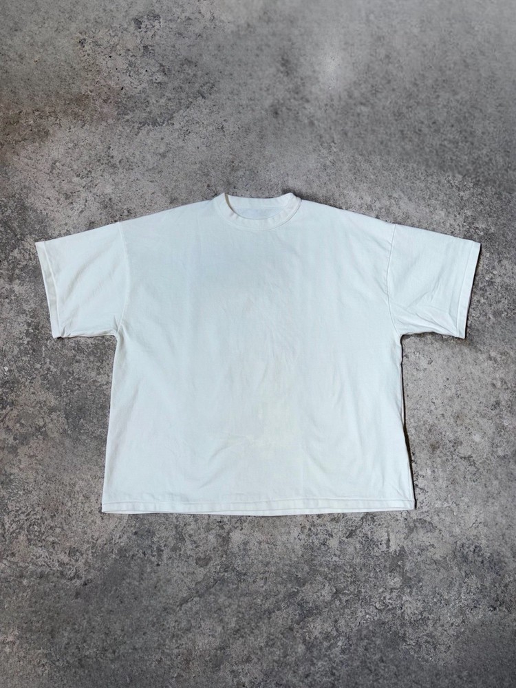 BRAND NEW! 2017 Yeezy Season 5 Oversized Sample White Tee. SIZE LARGE