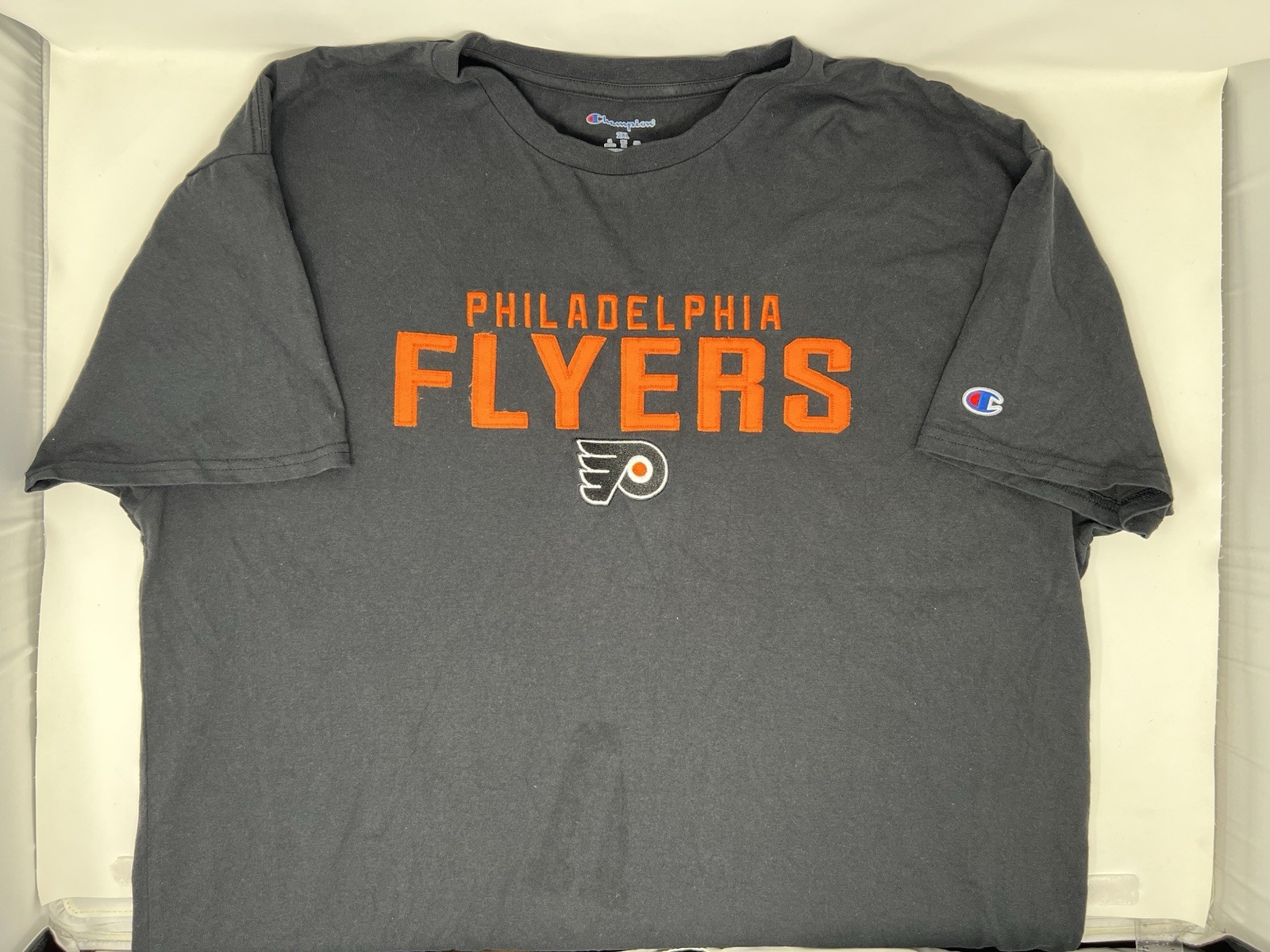 Philadelphia Flyers NHL Hockey Pro Player Sports Tee Embroidered Logo Men's XXL gallery