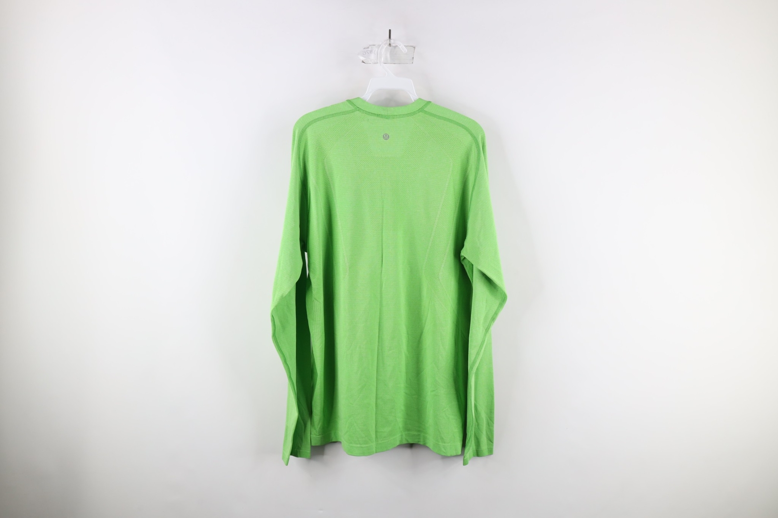 Lululemon Mens L Running Jogging Gym Metal Vent Tech Long Sleeve T-Shirt Green gallery