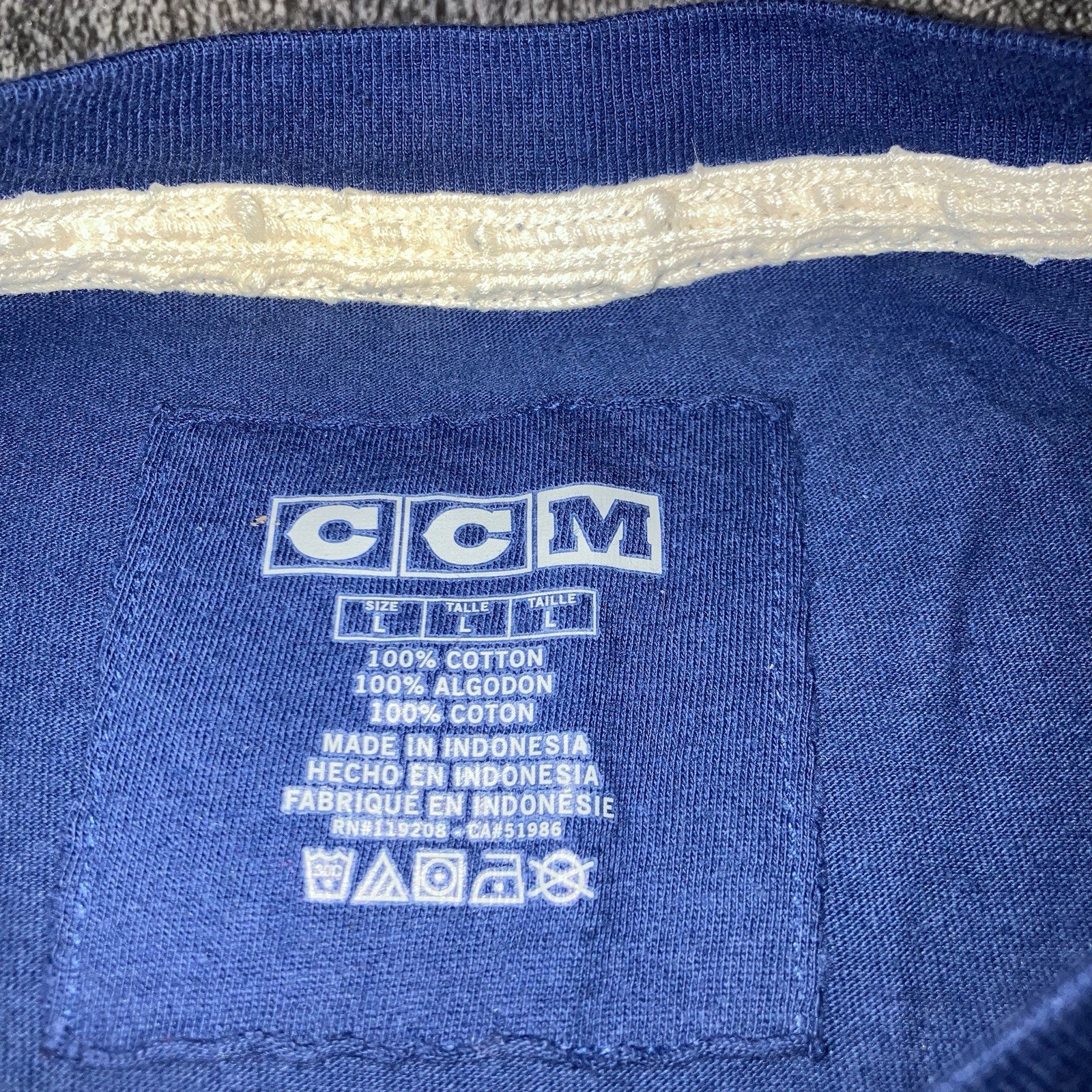 Vintage CCM Hockey Hall Of Fame Embroidered Longsleeve Shirt Mens Large Blue gallery