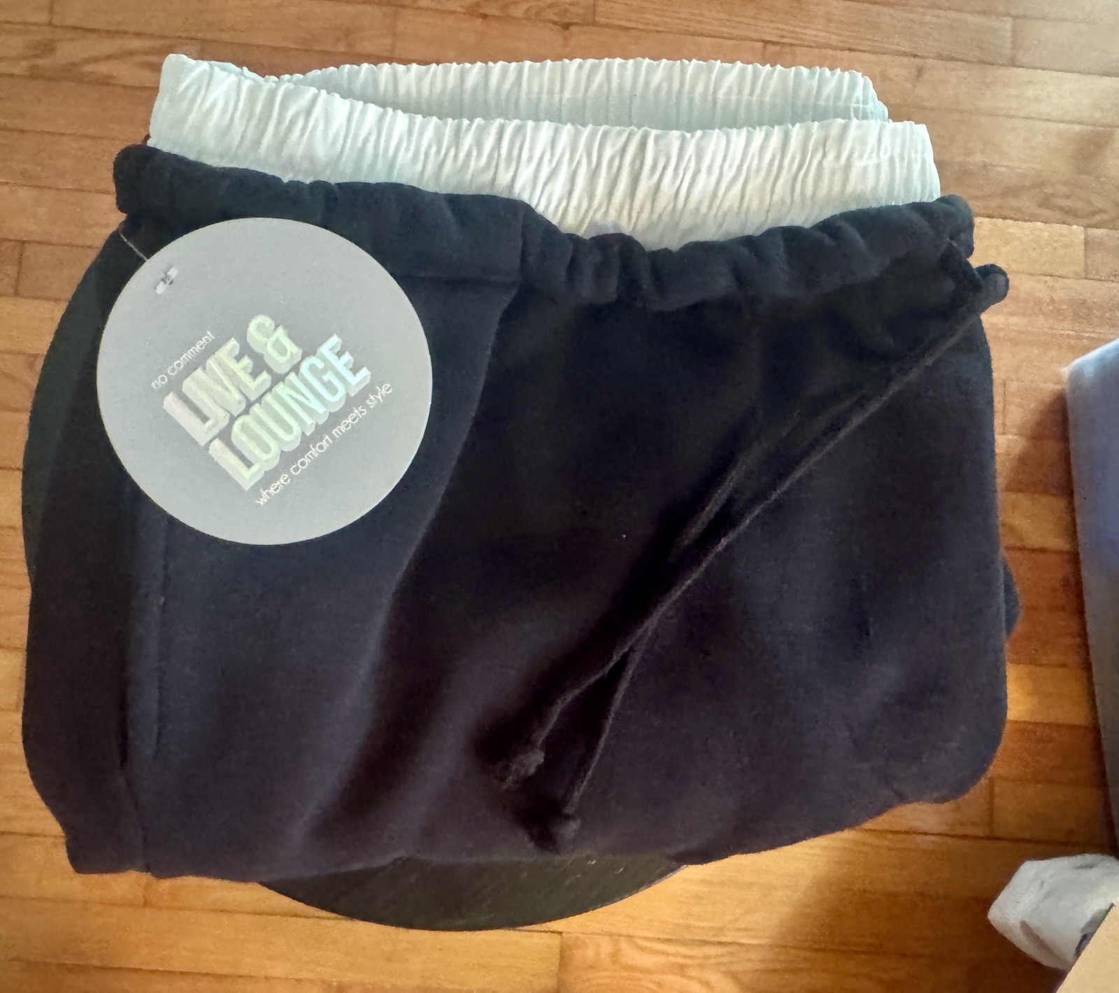 NWT No Comment Plus Relaxed Fit, High Rise Peek-A-Boo Sweatpants, Black Size 2X gallery