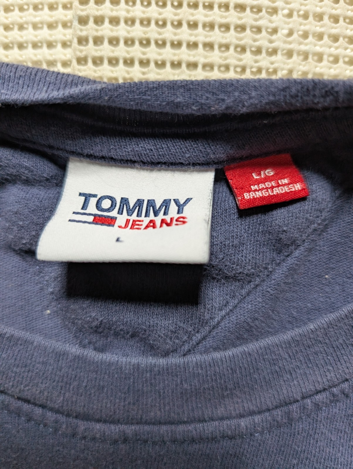 Tommy Jeans Hilfiger Designer Y2K New York City Crest Blue Graphic Tshirt Sz XL gallery