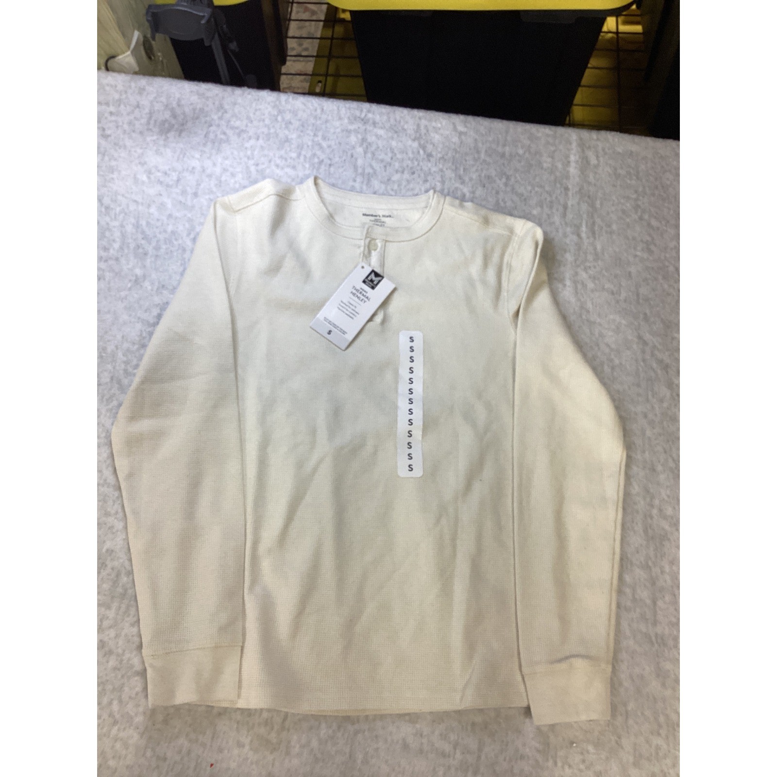 Members Mark Mens Thermal Henley Cream Waffle Knit Long Sleeve Shirt Size S NWT.