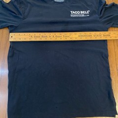 Retro Taco Bell Live Más Est. 1962 Downey California Logo Tee Black Graphic Shir