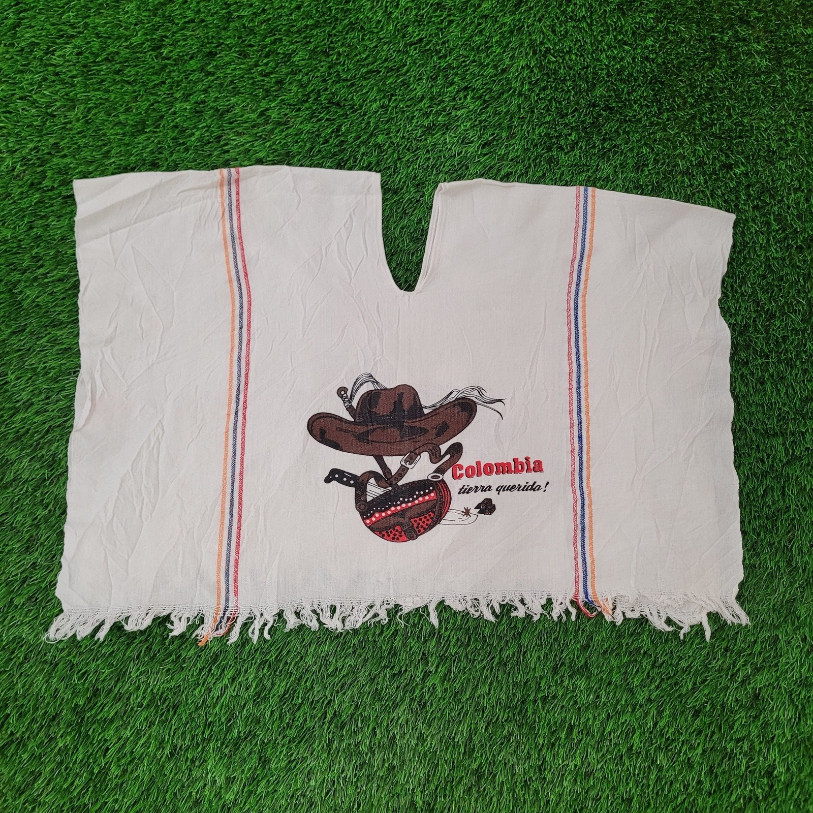 Vintage 90s Colombian Poncho Ruana 3XL 31×20 Beige Folk-Attire