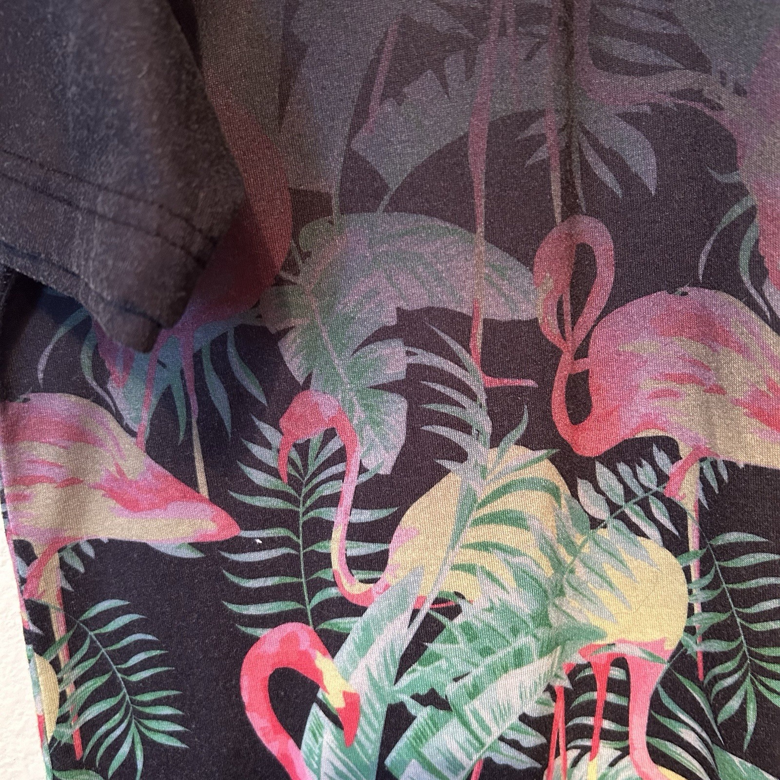 LRG Faded HOT Paradise Flamingo Summer Shirt Medium Lifted Research Group BG16 gallery