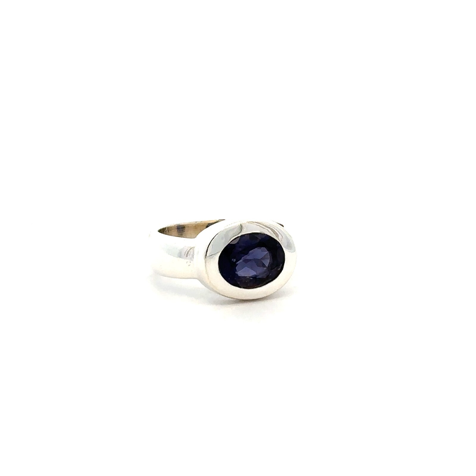 Sterling Silver Iolite Ring (Size 6) Stone 7 x 9 mm