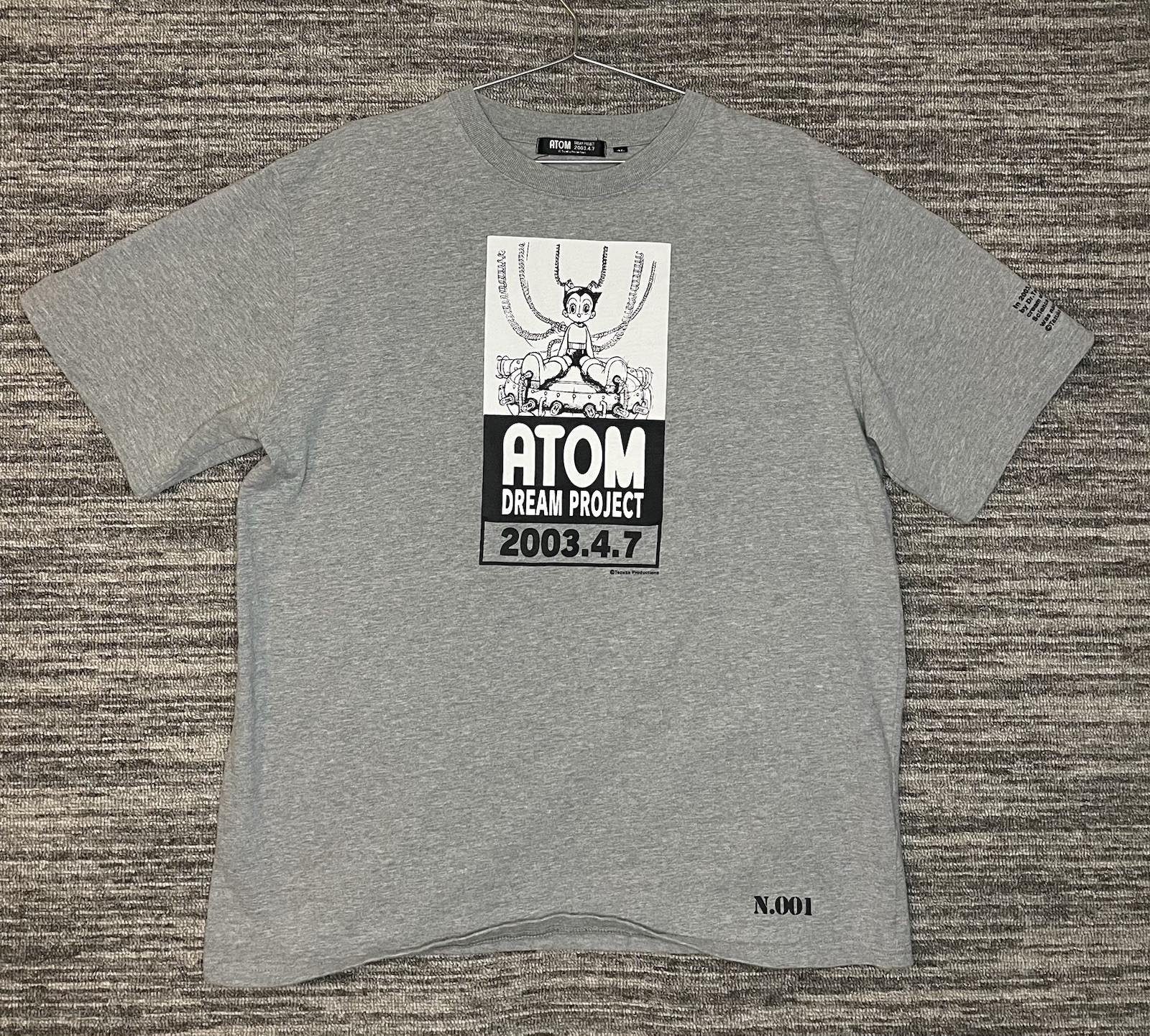 vintage T-shirt "Atom Dream Project" featuring Astro Boy Men’s Size 4L gallery