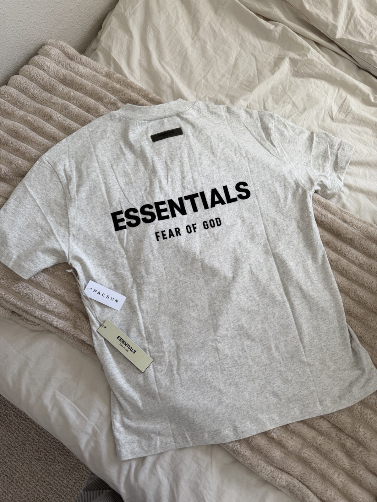 Essentials Fear of God ESSENTIALS oatmeal Gray Logo Graphic Crew Neck T-Shirt XS gallery