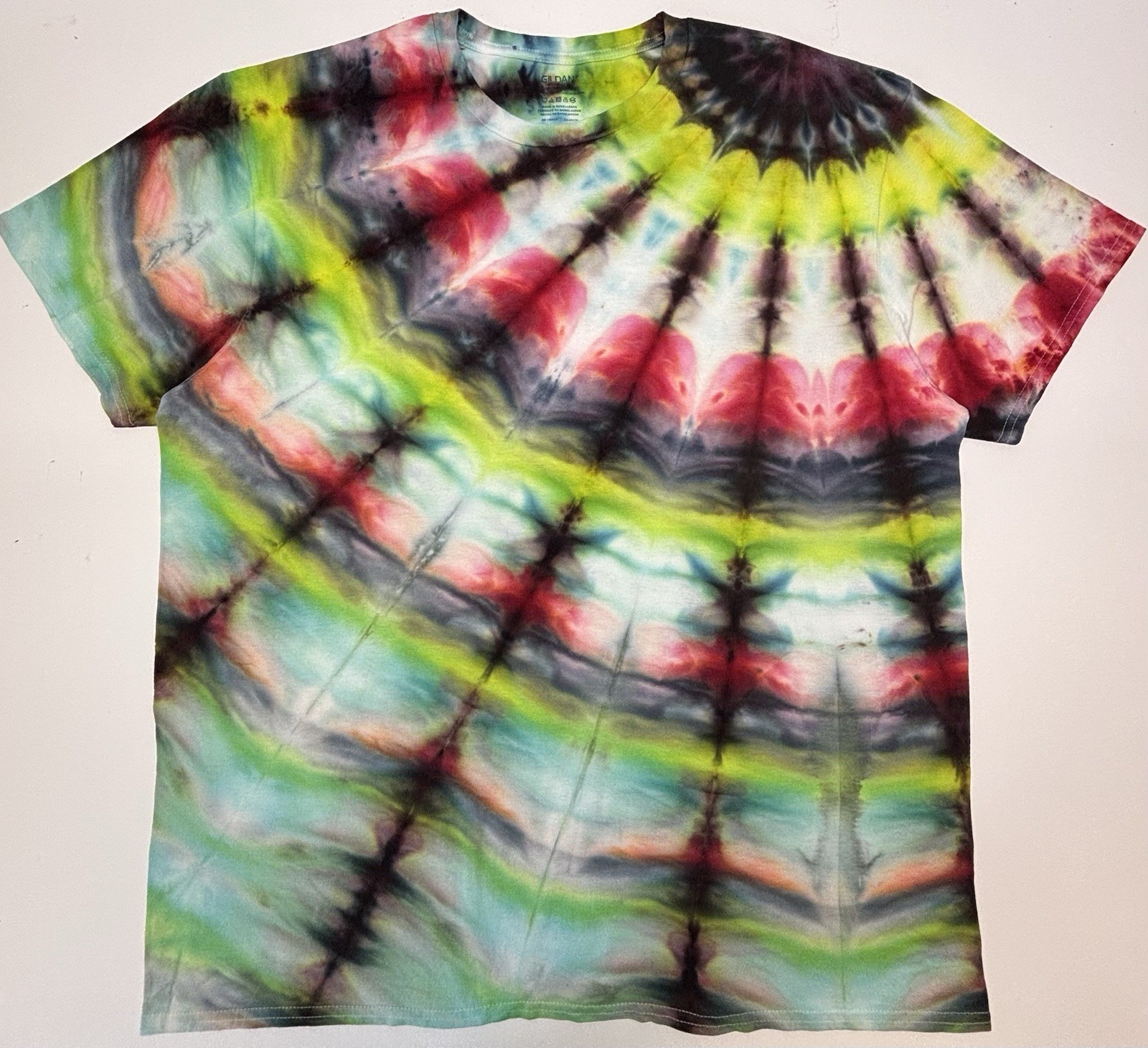 Handmade Ice Tie Dye Unisex T-Shirt Size XL Multicolor Design Gildan Tee NEW gallery