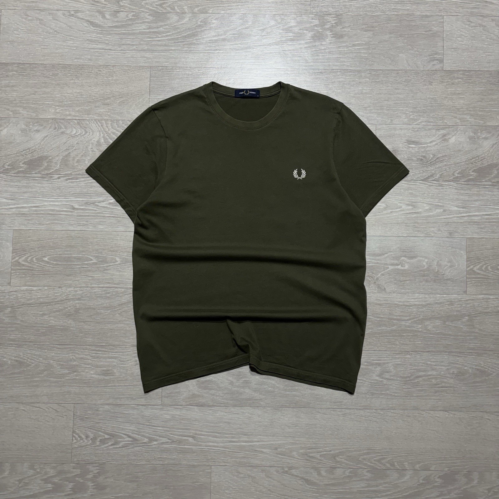 Fred Perry Green Laurel Wreath Logo Graphic Jersey Crew Neck Tee Shirt Men M gallery