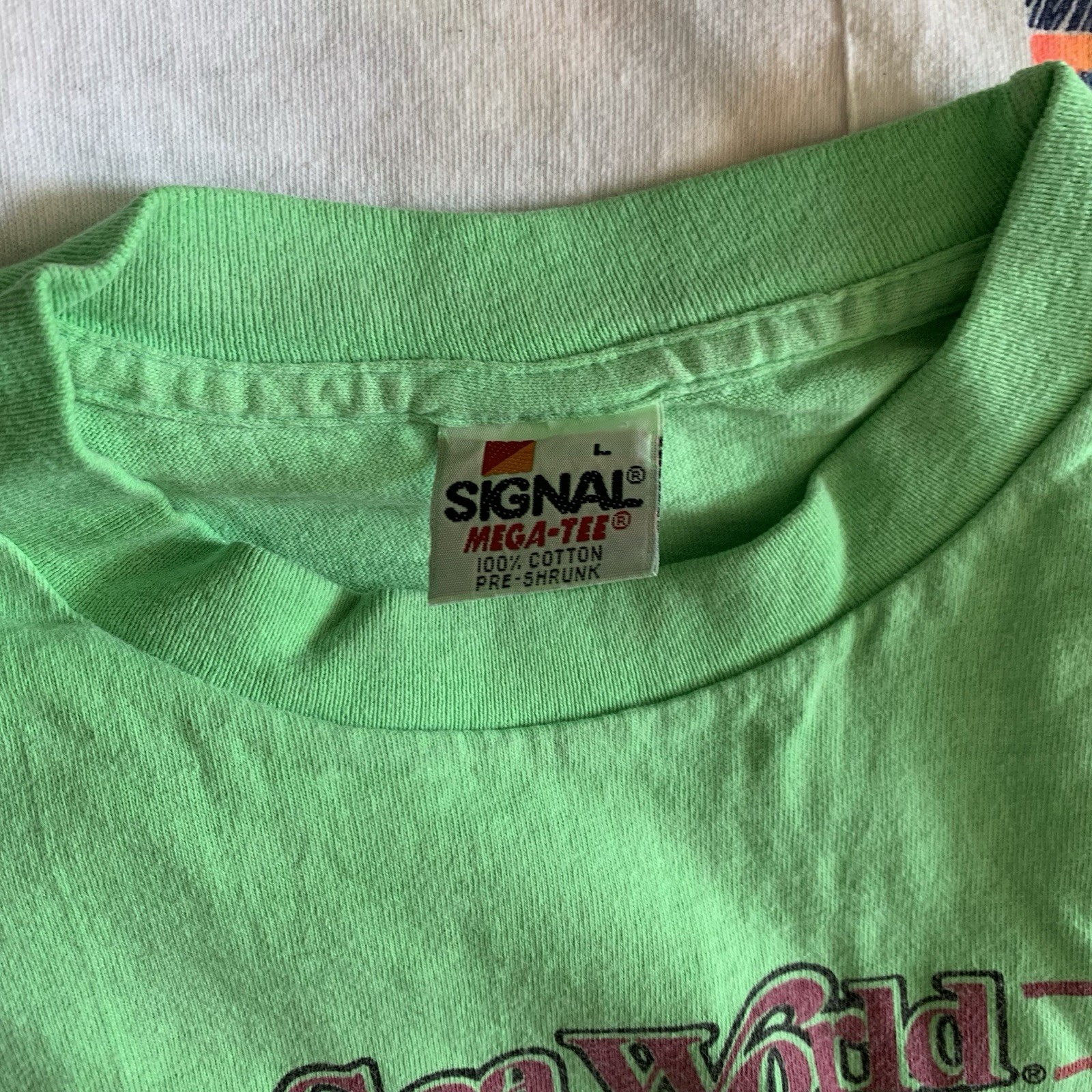 Lot of 12 Vintage T Shirts Travel 80s-Y2K. Soho NYC, WTC, India, Austin, Branson gallery