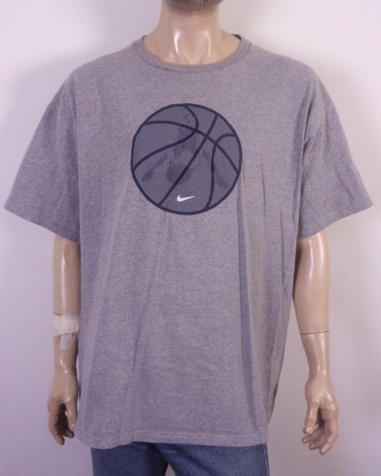 vintage 90s 00s Y2K Nike Center Swoosh Basketball T-Shirt Textured Print USA XL gallery