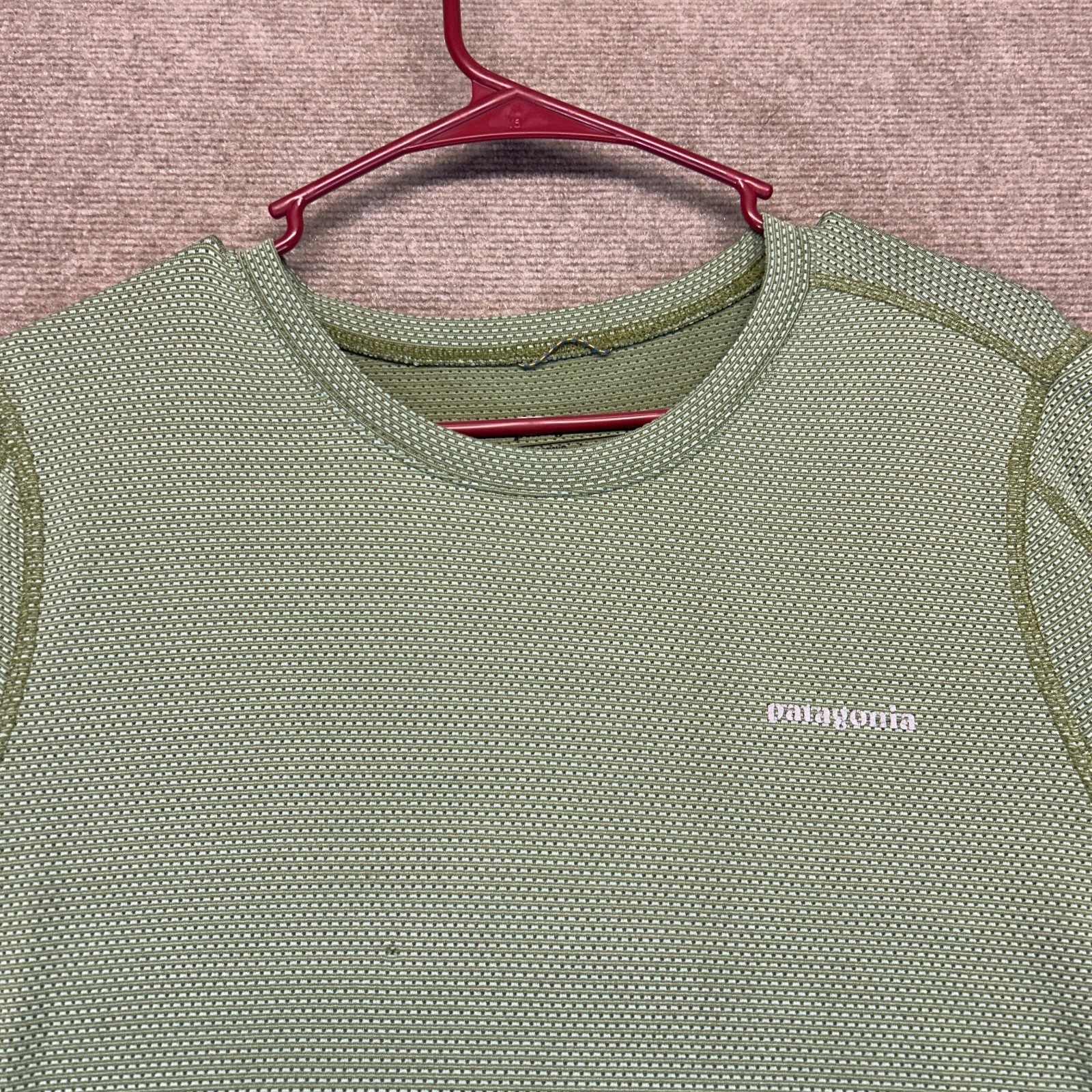 Patagonia Long Sleeve Baselayer Shirt Mens Large Green Textured Poly-Nylon Blend gallery